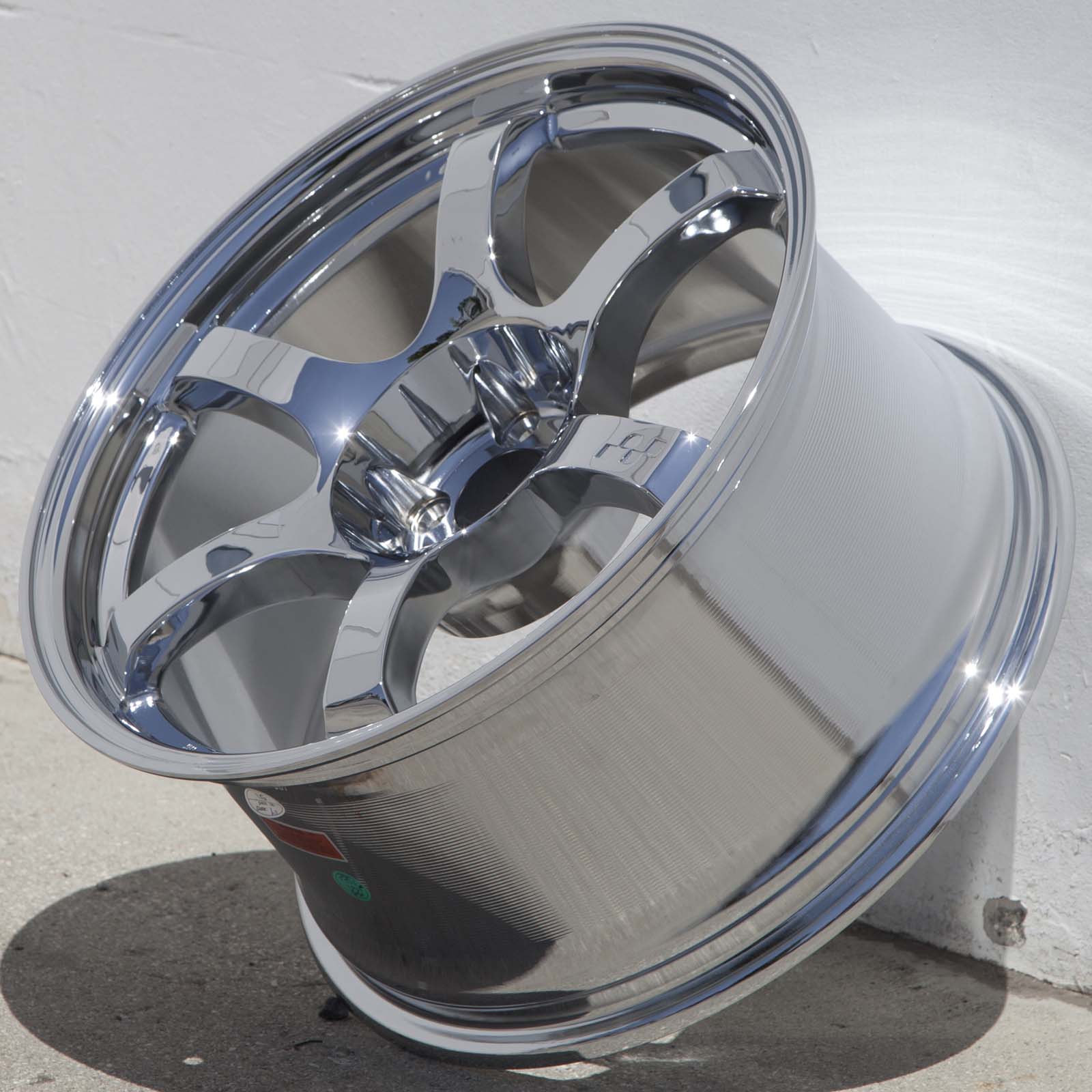 Circuit Wheels: CSF1 18x9.5 5x114.3 Gloss White Rims et25